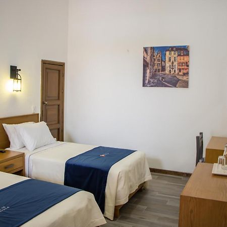 Hotel Real De Castilla Colonial Guadalajara Kültér fotó