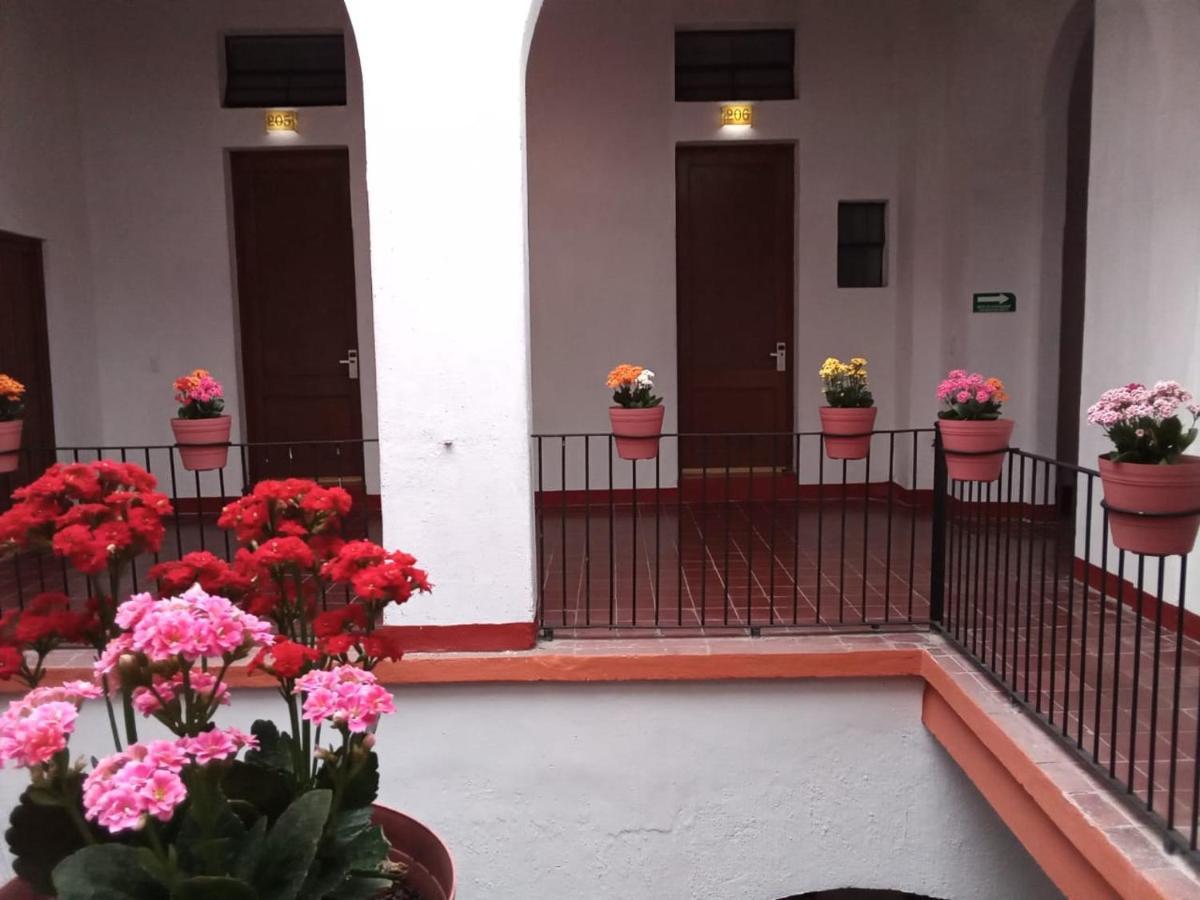 Hotel Real De Castilla Colonial Guadalajara Kültér fotó