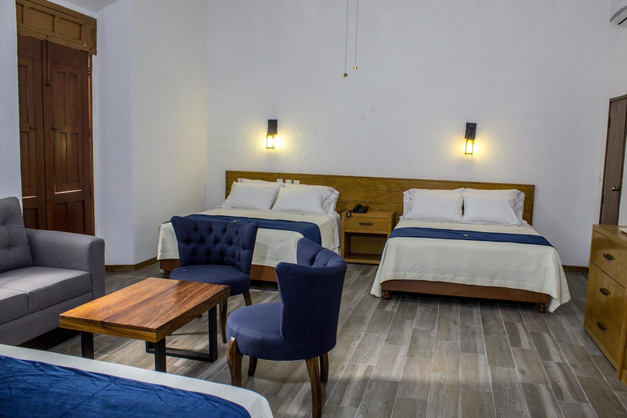 Hotel Real De Castilla Colonial Guadalajara Szoba fotó