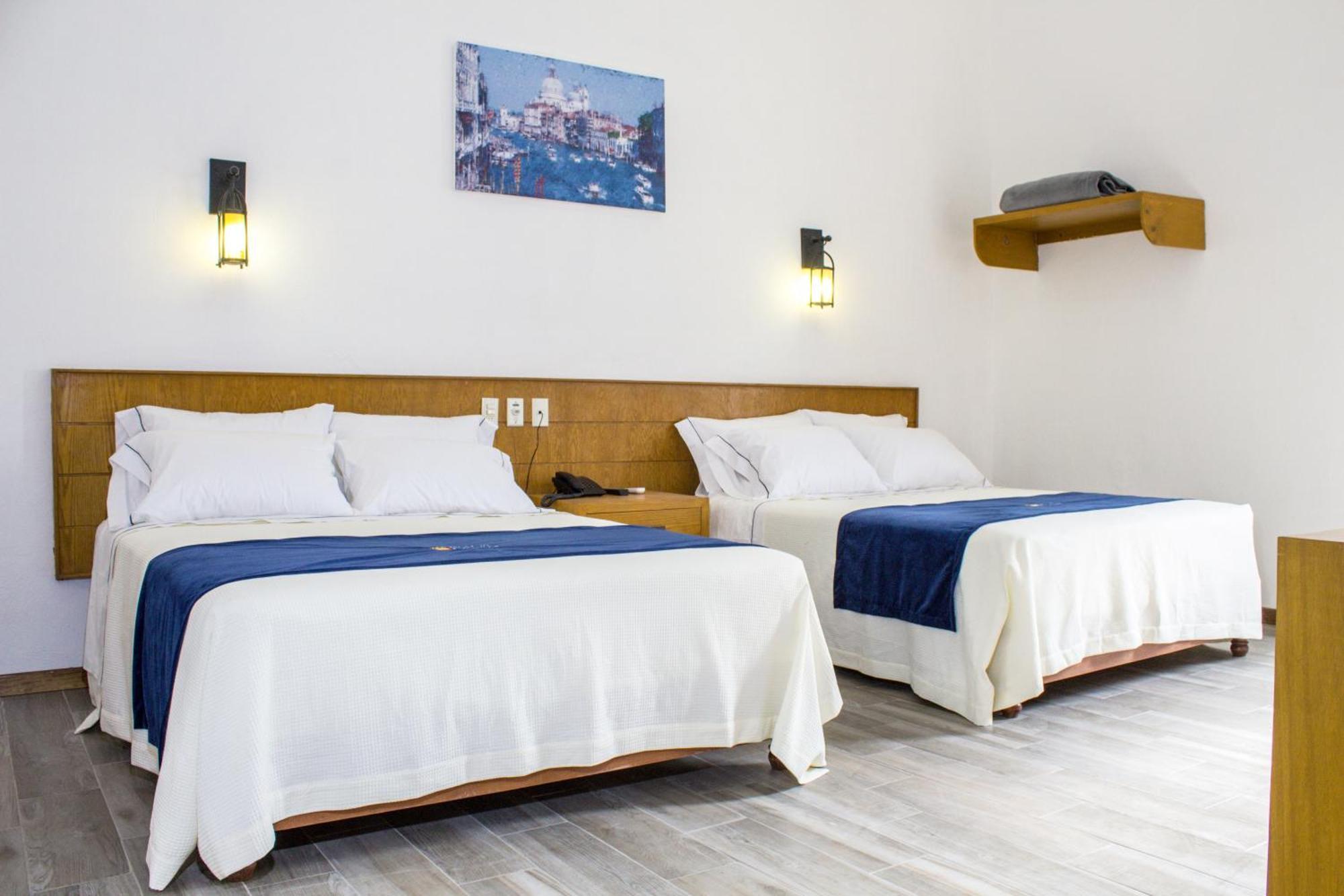 Hotel Real De Castilla Colonial Guadalajara Szoba fotó
