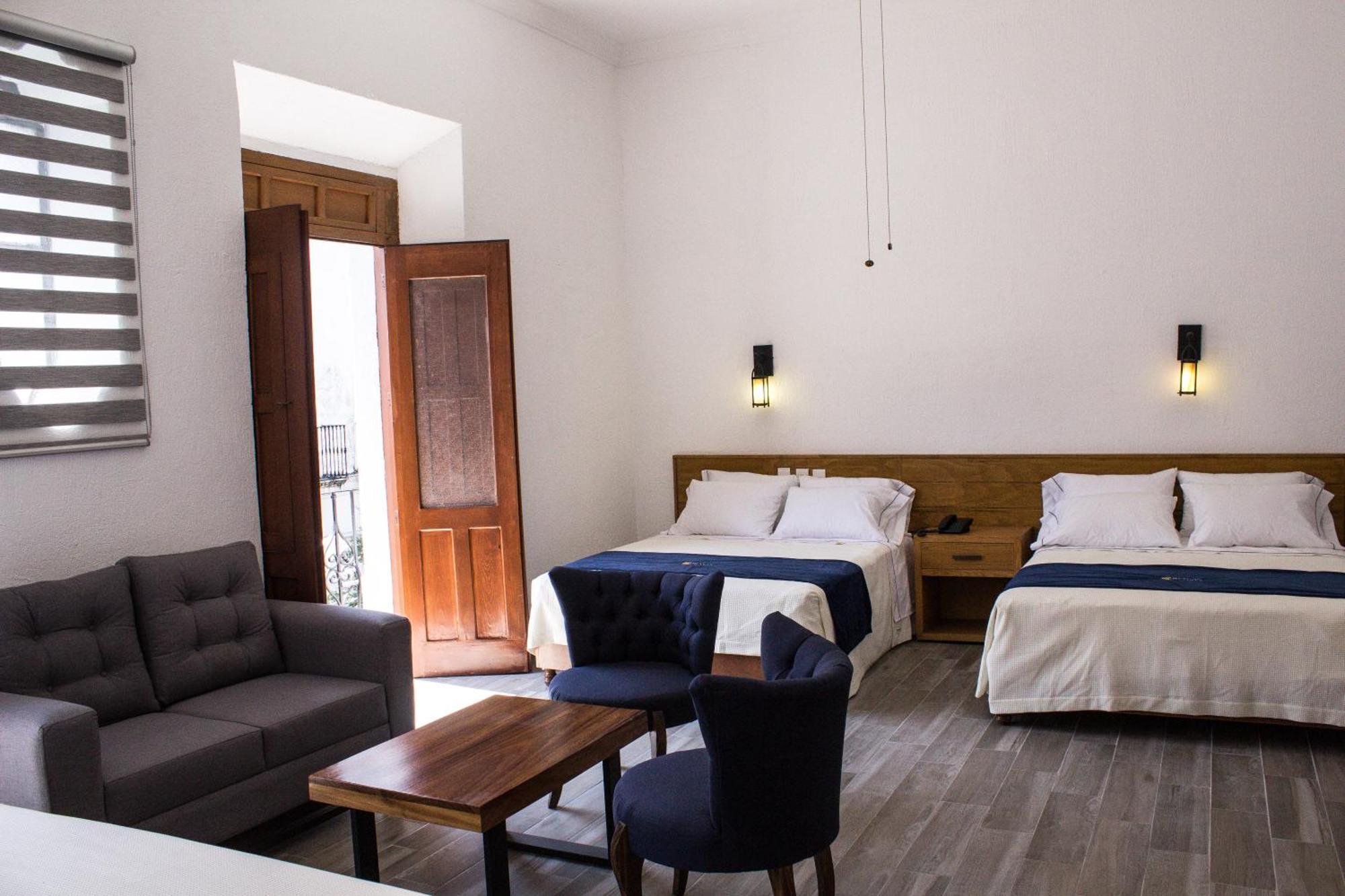 Hotel Real De Castilla Colonial Guadalajara Szoba fotó
